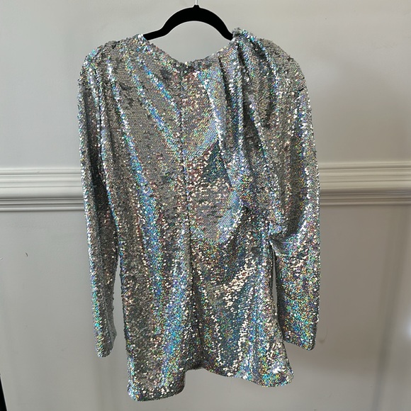 NWT Zara Sequin mini dress in a size medium - Picture 3 of 3